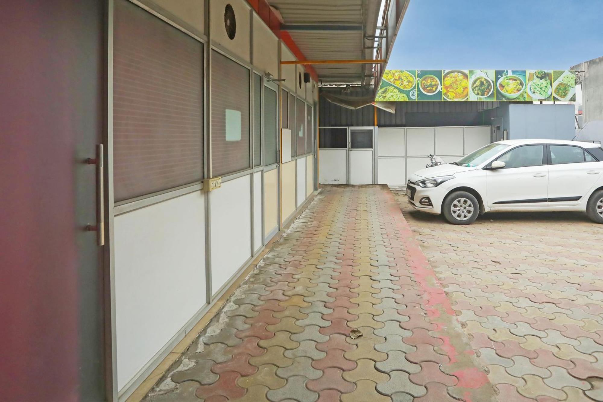 Collection O Harsh Hotel & Restaurant Bhiwadi 外观 照片