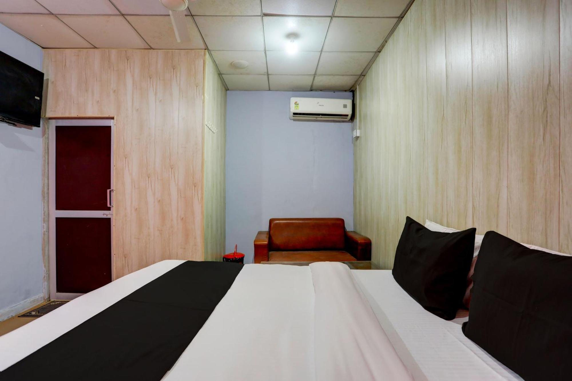 Collection O Harsh Hotel & Restaurant Bhiwadi 外观 照片