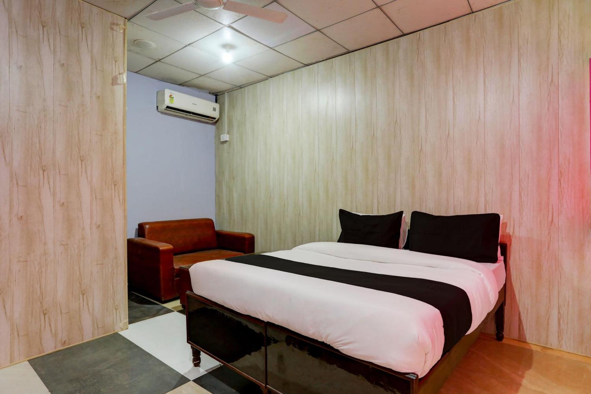 Collection O Harsh Hotel & Restaurant Bhiwadi 外观 照片