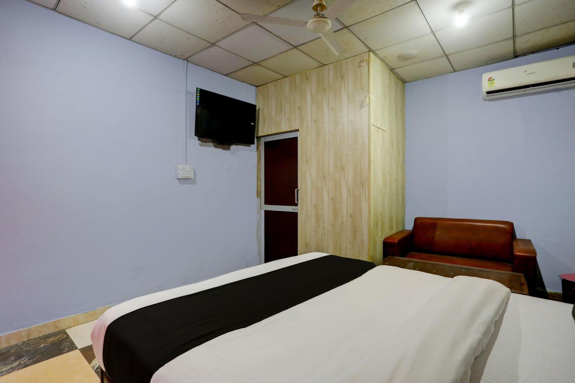 Collection O Harsh Hotel & Restaurant Bhiwadi 外观 照片