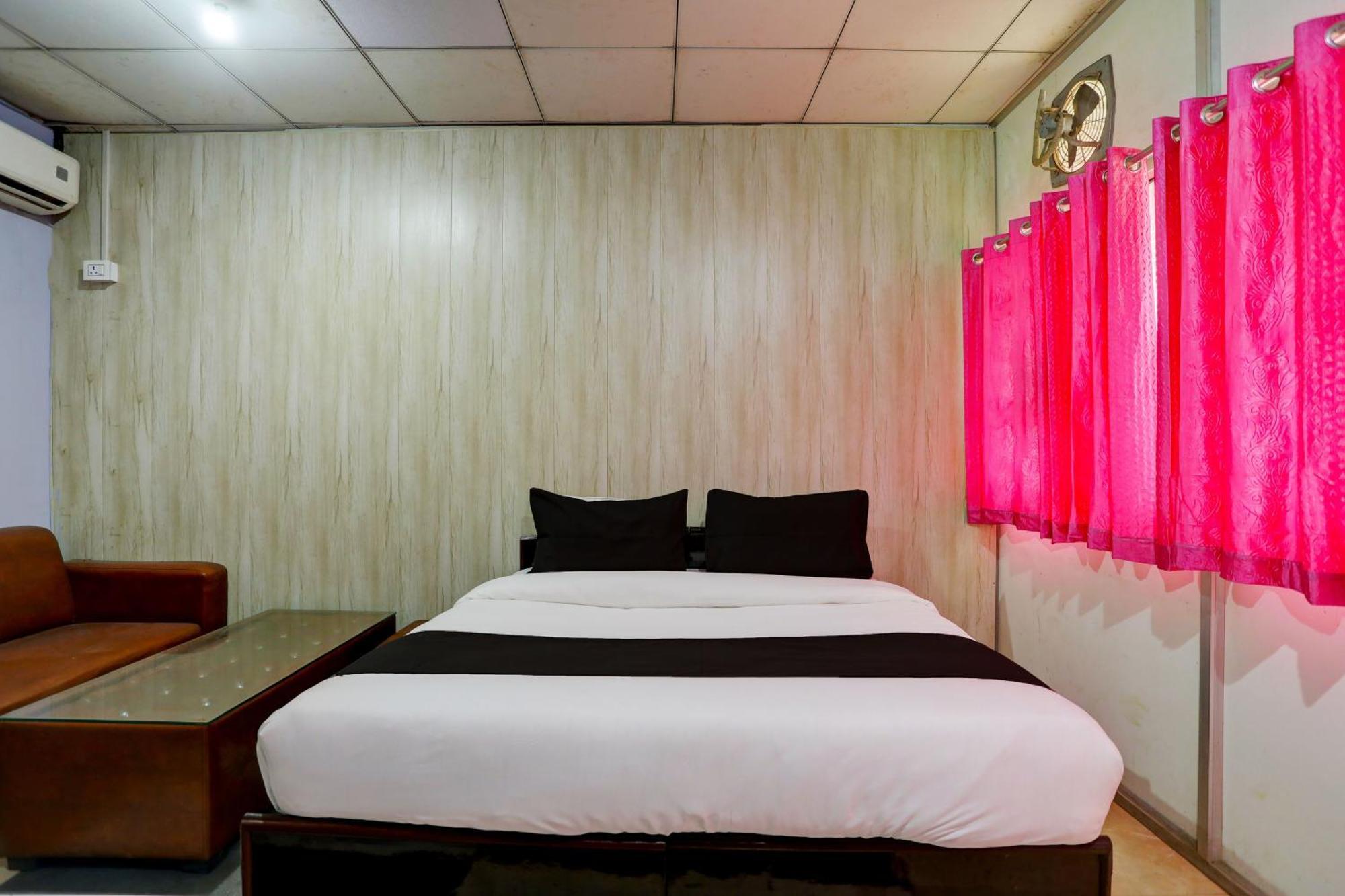 Collection O Harsh Hotel & Restaurant Bhiwadi 外观 照片
